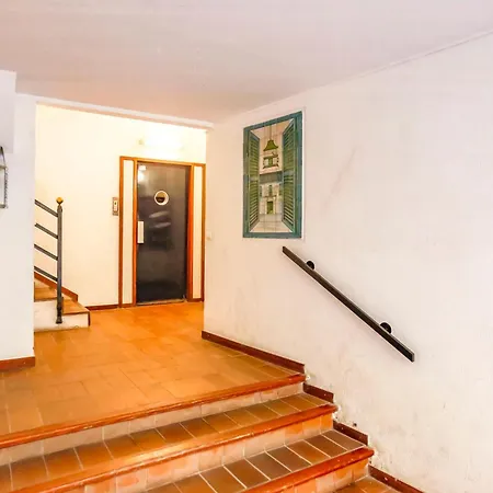 Penelope Apartment