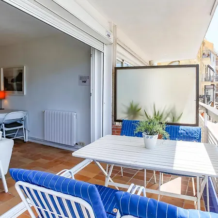 Penelope Apartment